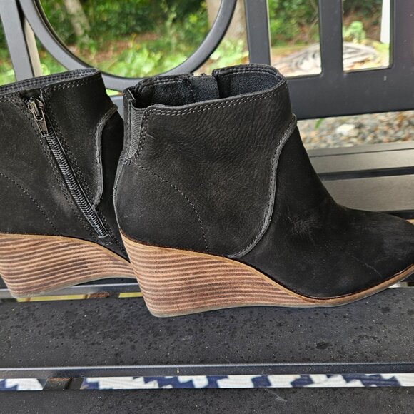 Lucky Brand Black Suede Wedge Booties SZ 6.5 - Picture 7 of 8
